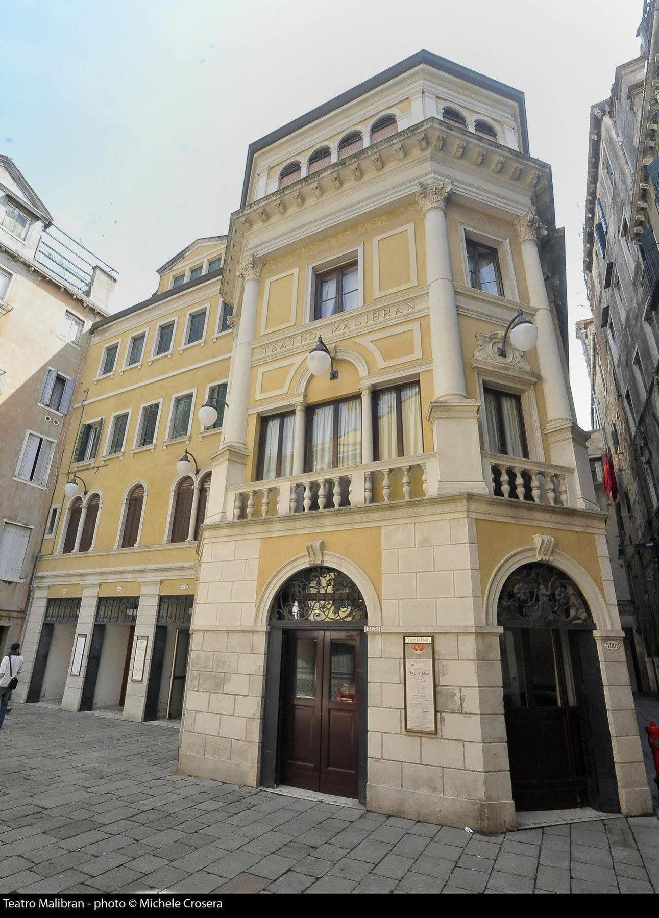 Guesthouse Al Profeta Venesia Bagian luar foto